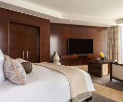 Ocean Sun Casino: Presidential Suite