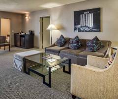 Plaza Hotel & Casino: Two Bedroom Suite