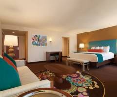 Rio All-Suite Hotel and Casino Las Vegas: Luxury 1 King